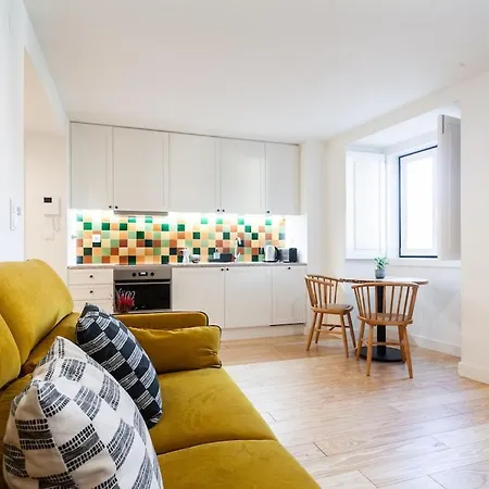 Oasis With Patio Apartman *